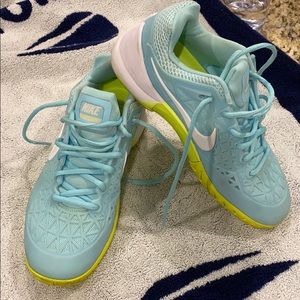 Nike zoom cage 2 tennis sneakers